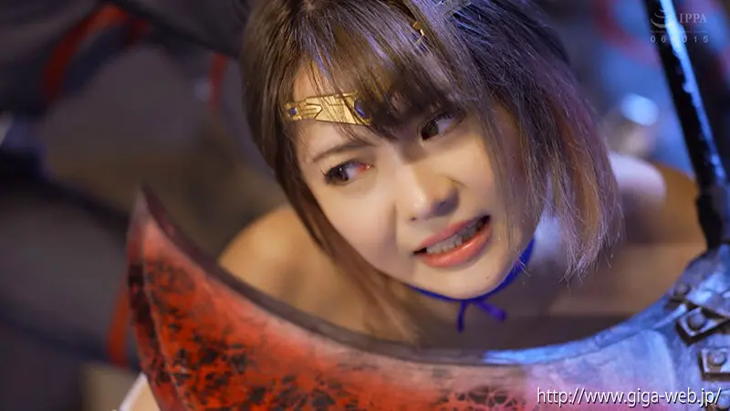 音琴るい｜緊張感が伝わるシーン写真-9